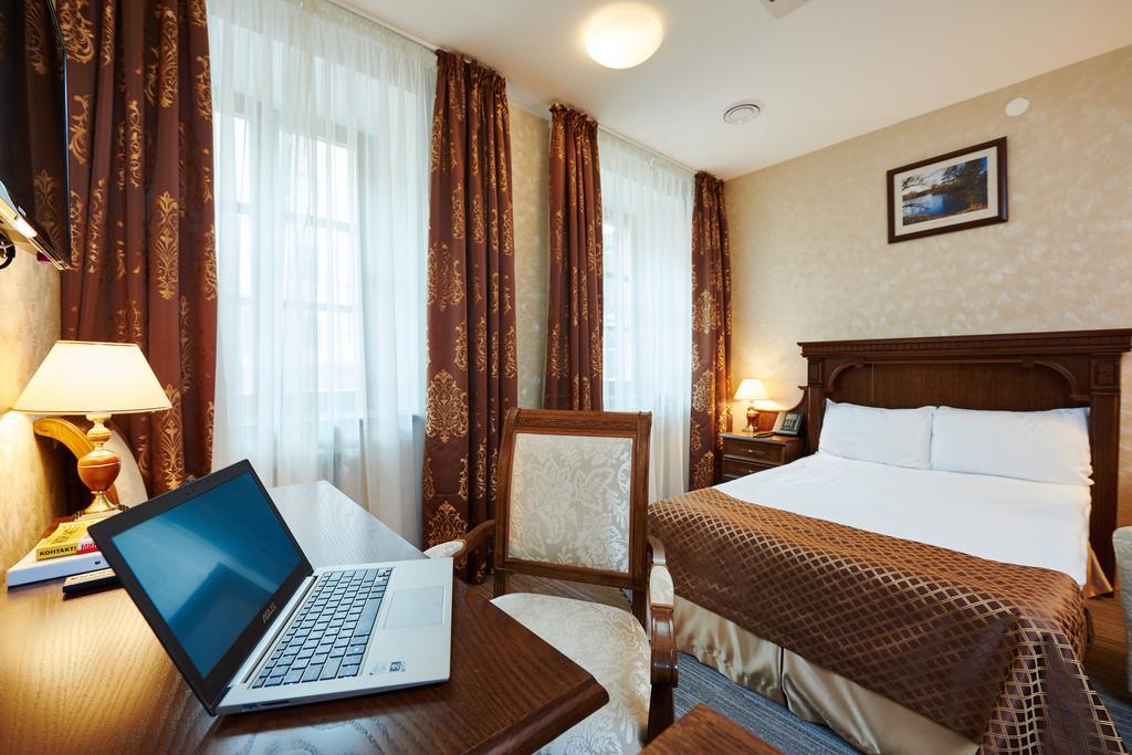 Victoria Hotel Na Zamkovoy Minsk Ngoại thất bức ảnh