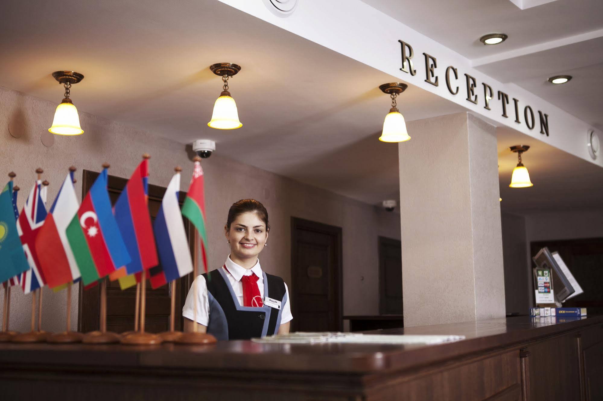 Victoria Hotel Na Zamkovoy Minsk Ngoại thất bức ảnh